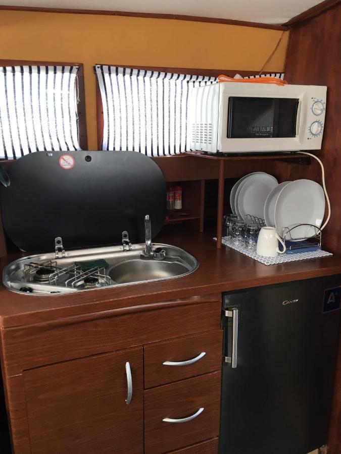 Home Boat Бадалона Экстерьер фото