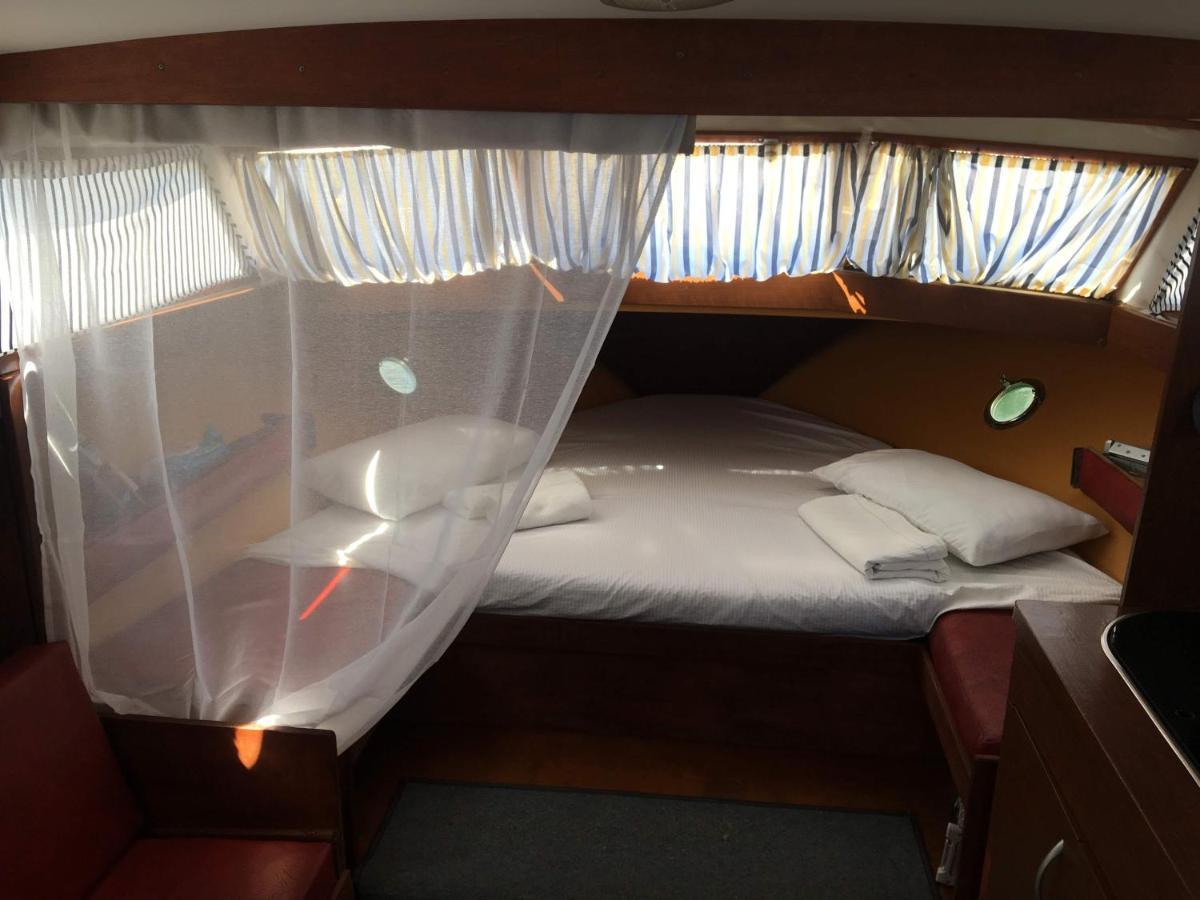 Home Boat Бадалона Экстерьер фото